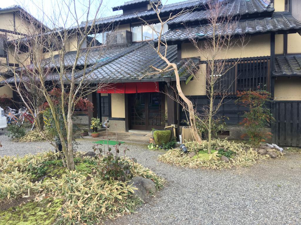 Отель Yufuin Ryokan Tadaima Экстерьер фото