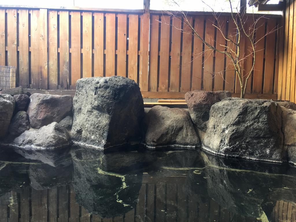 Отель Yufuin Ryokan Tadaima Экстерьер фото